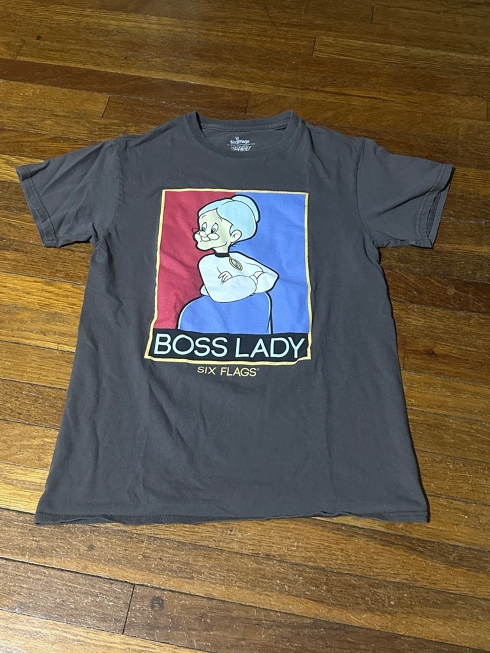 Six Flags x Looney Tunes Unisex Granny “Boss Lady” Tee, Small